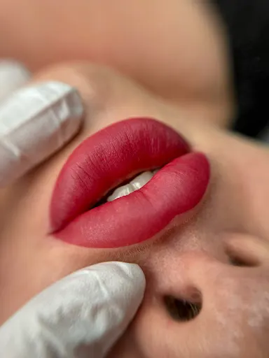 STOLARKOVA ACADEMY Sandra Stolarek